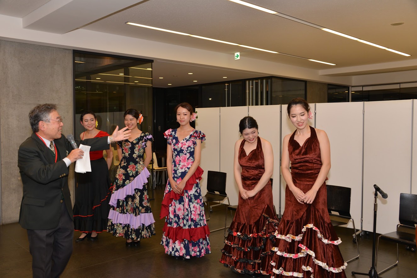 ���ʃQ�X�g�@����c��w�t�������R�W�c���u�`�l�n�r�I